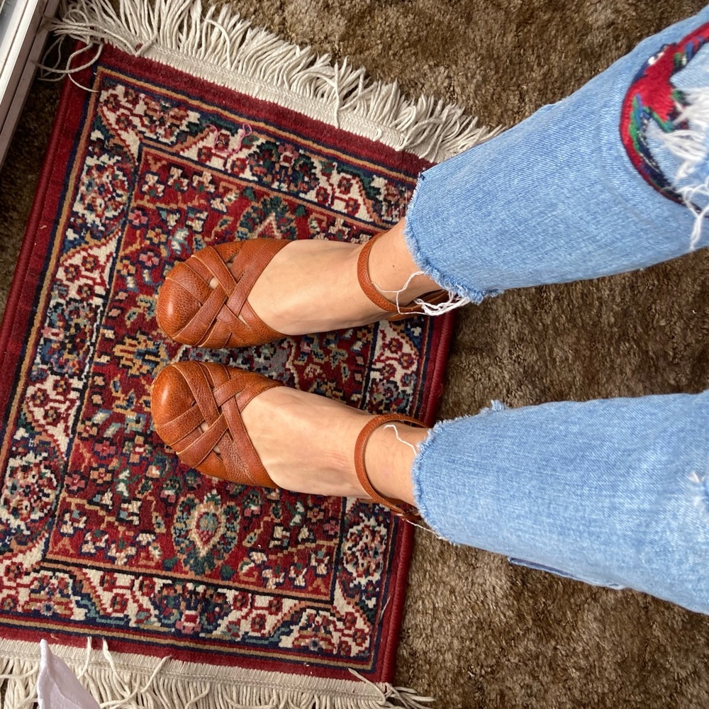 Bolo Vintage Leather Wooden Heels